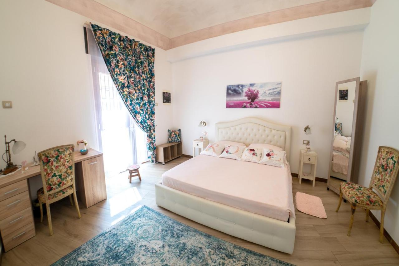 Rose House Villa Сиракуза Екстериор снимка